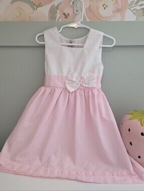 Sweet Dreams Pink and White Bow-Detail Gingham Dress Size 3 Or 3t Smocked